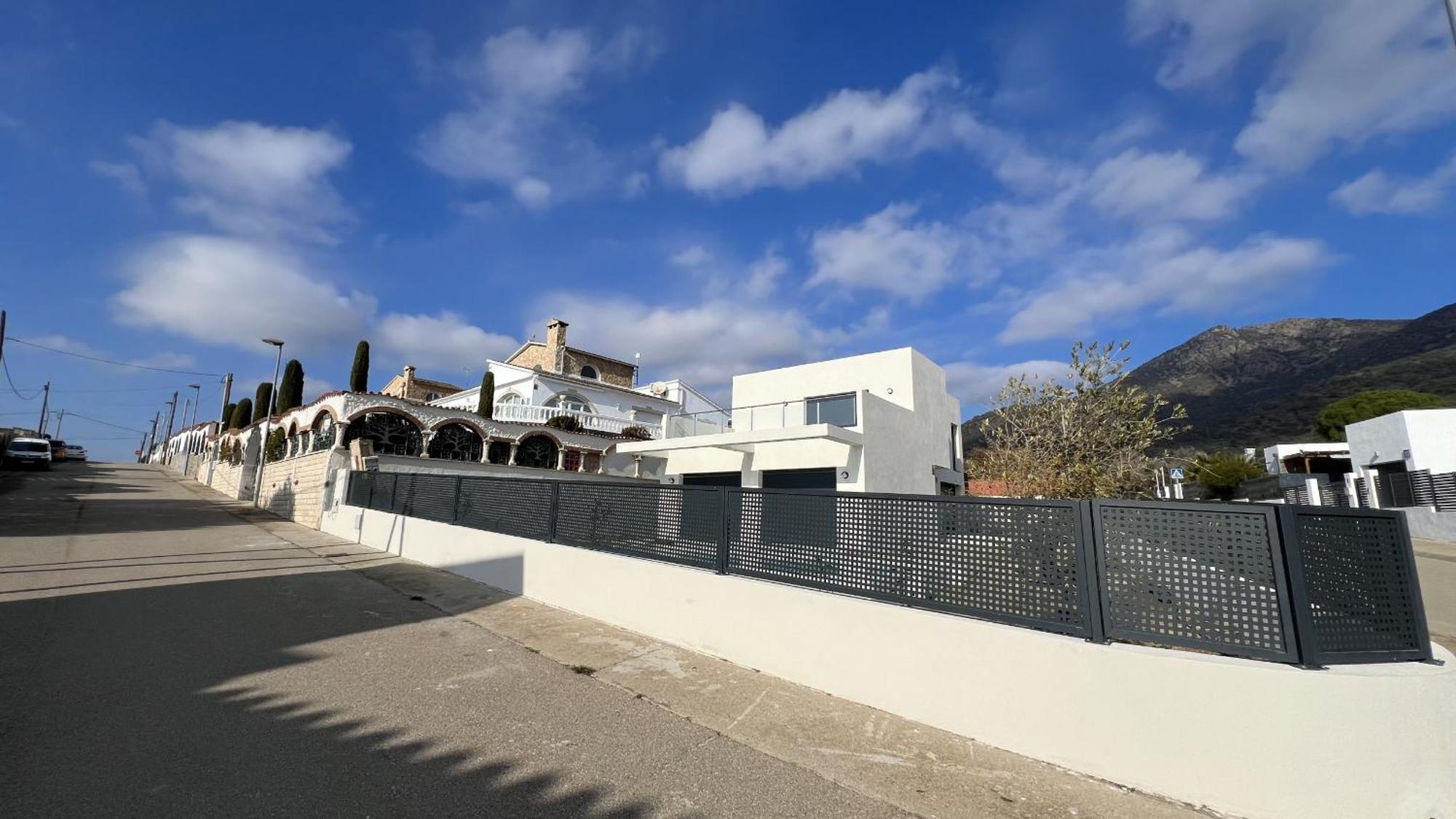 Casa Moderna Roses Con Piscina Y Jardin Mas Bosca, Roses Villa Palau Saverdera Eksteriør bilde